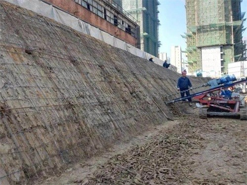 库车建筑边坡支护