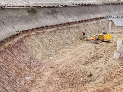 库车基坑边坡加固