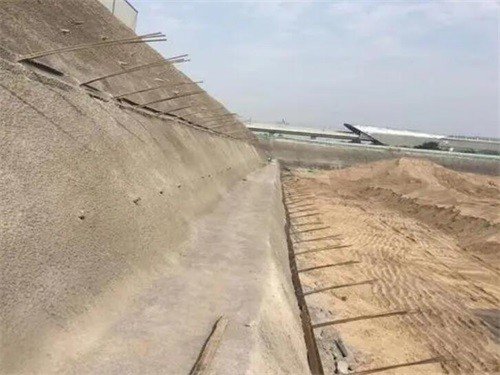 库车河道边坡加固